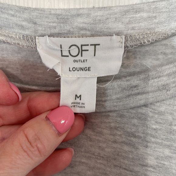 Loft Heather gray lounge suit Size Medium Set to stay together - Picture 3 of 4